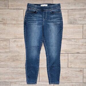 Levi's Signature Totally Shaping Pull On Skinny Jeans Stretch Waist Band 12M